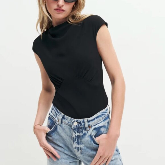 Reformation Tops - NWT Reformation Bettie High-NeckTop Sz2/8 Black